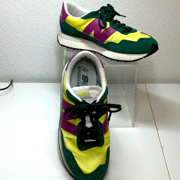 New Balance Other - Men’s New Balance 237 V1 Sneaker Retro Inspired Size 9